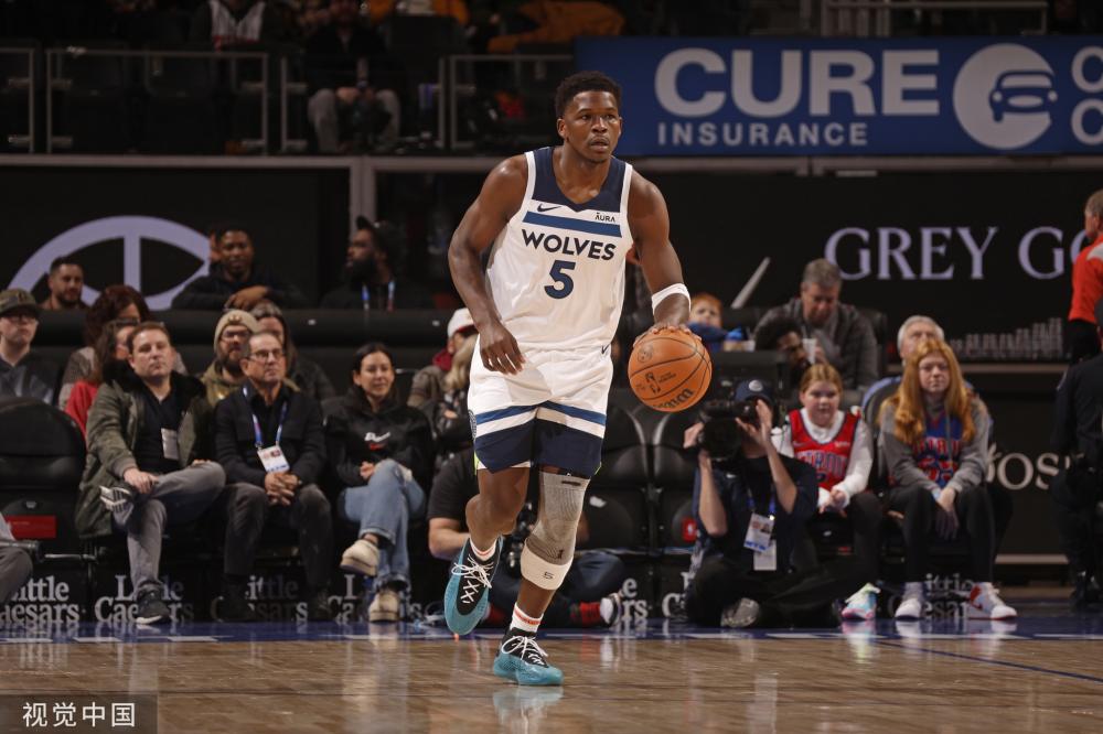 但他用冷静 但他用冷静